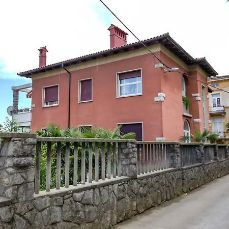 Alenka * Opatija
